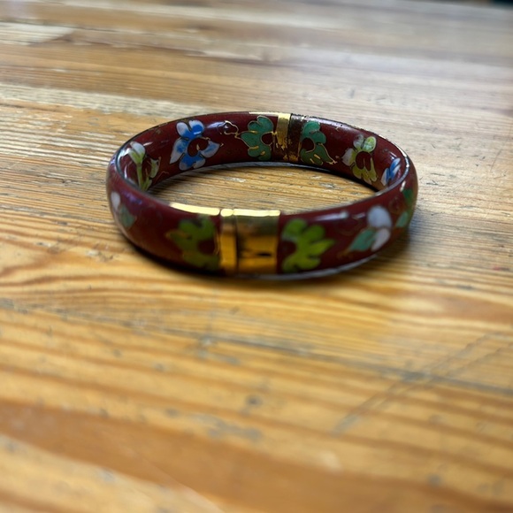Floral Enamel Bangle Bracelet - Picture 5 of 6